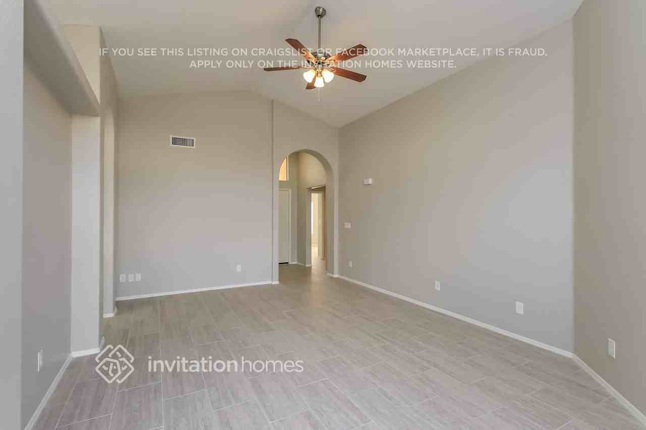 1260 E Cindy St - Photo 2 of 16