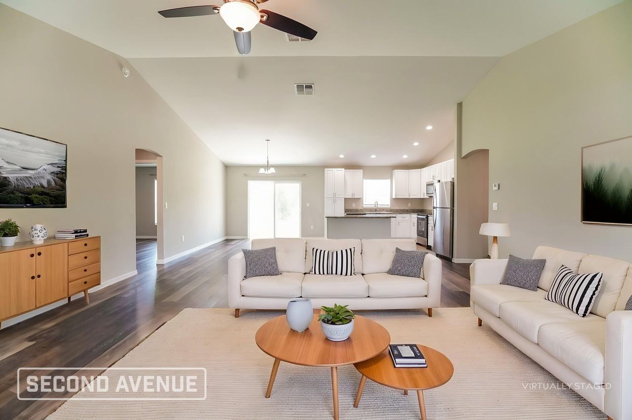 576 Marion Oaks Mnr - Photo 2 of 28