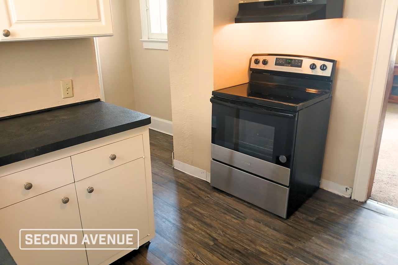 24 E Mapledale Ave - Photo 5 of 18