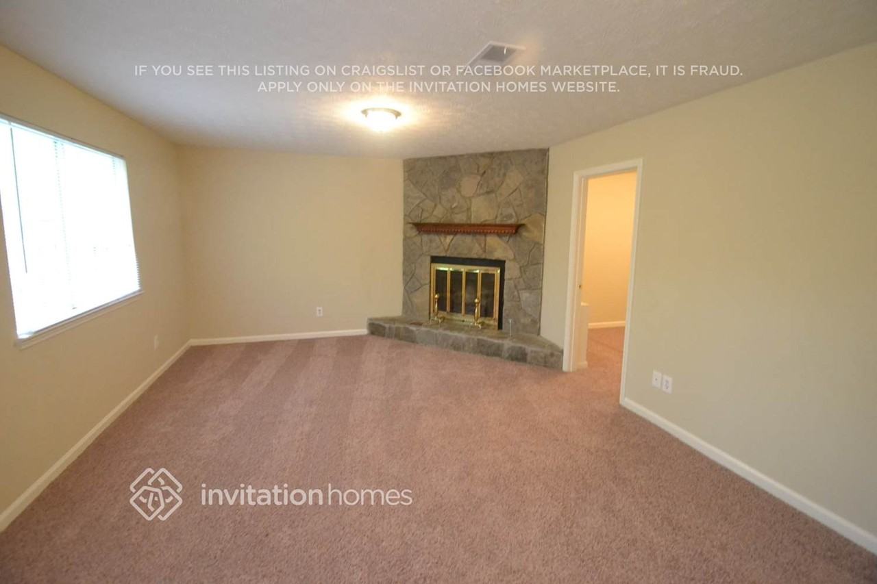 3110 Dowry Dr - Photo 2 of 8