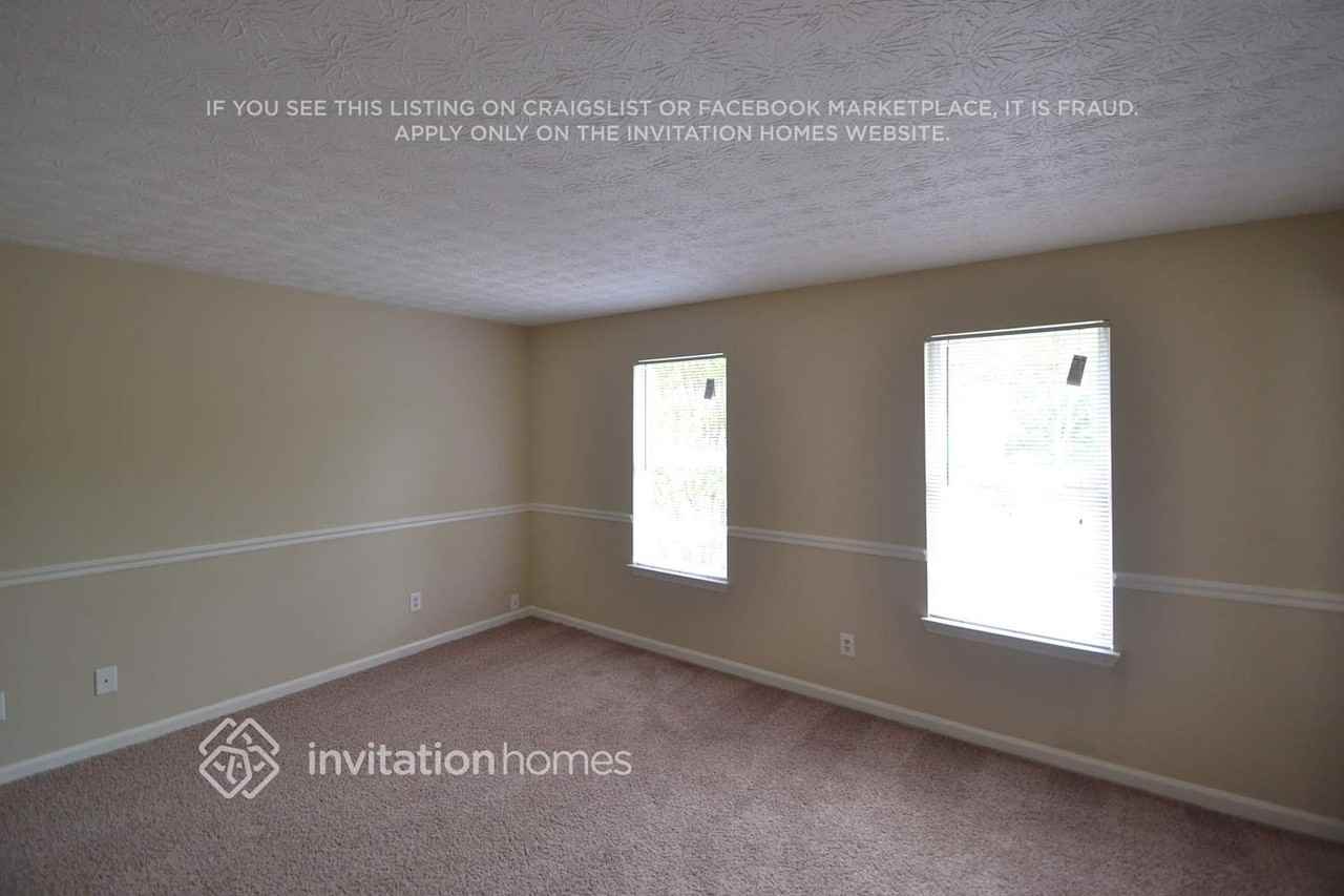 3110 Dowry Dr - Photo 5 of 8