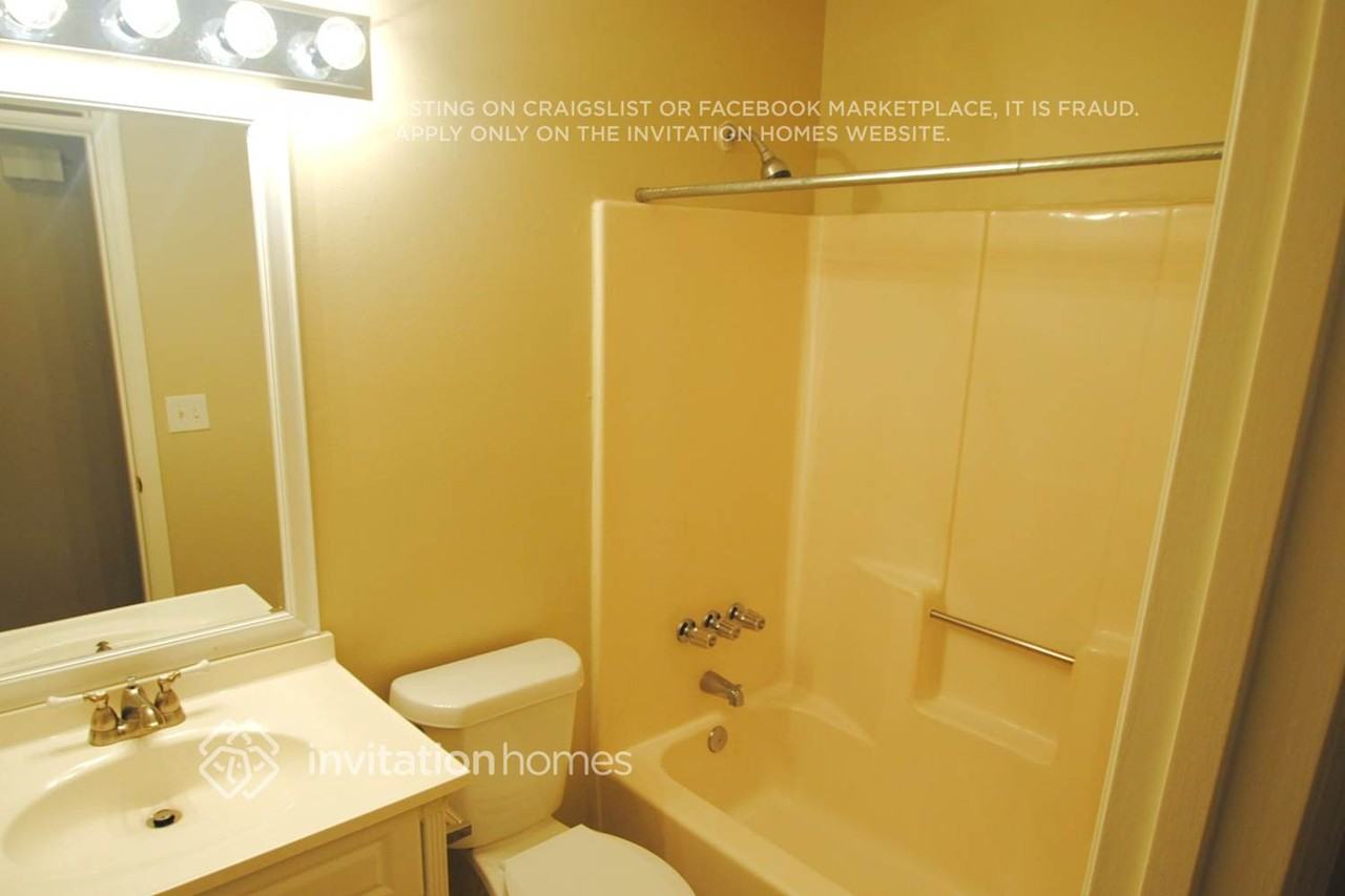 3110 Dowry Dr - Photo 6 of 8