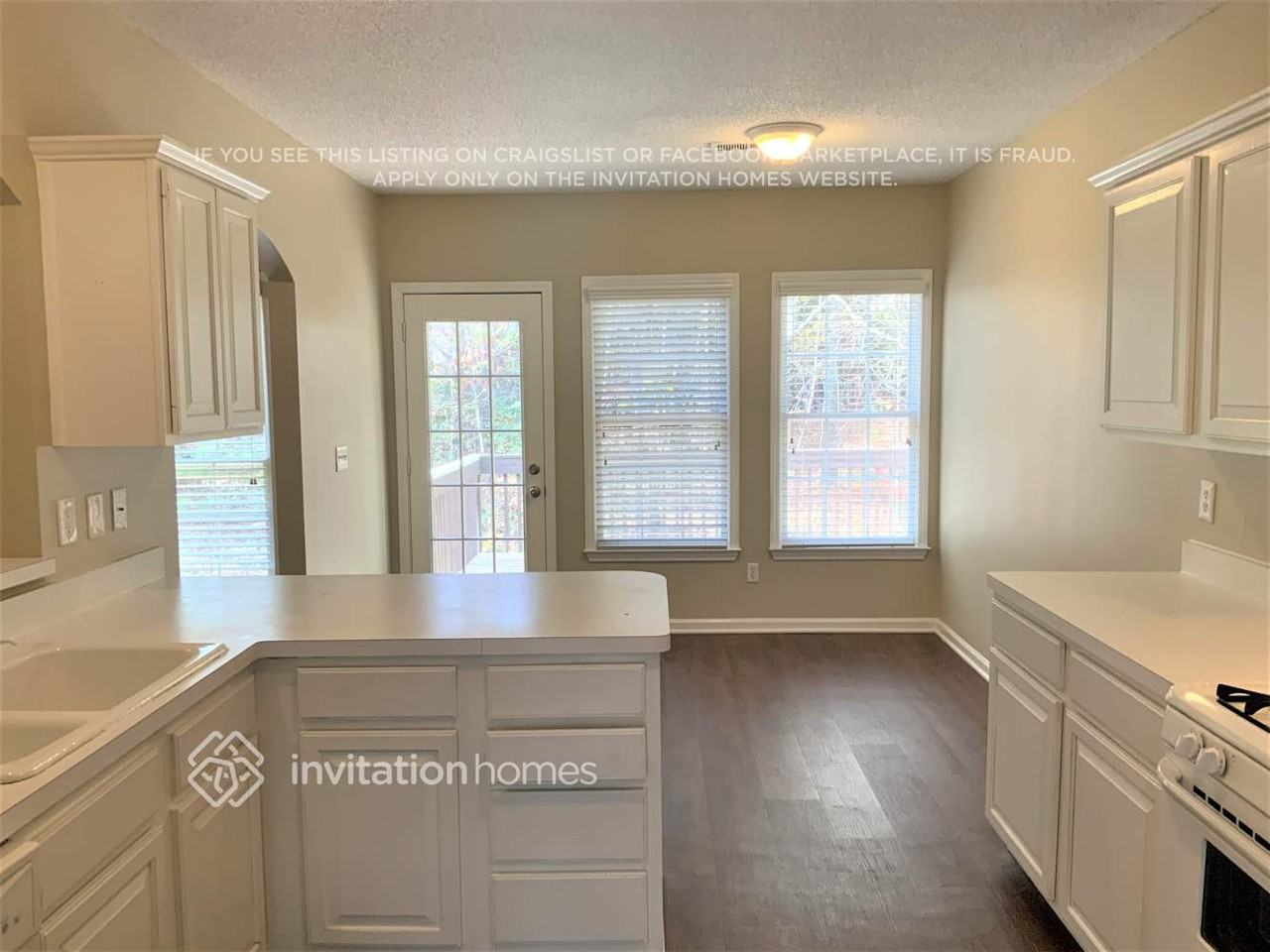 925 Evian Dr Nw - Photo 5 of 13