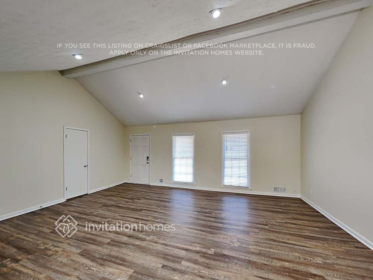 1379 Hidden Cir - Photo 5 of 23