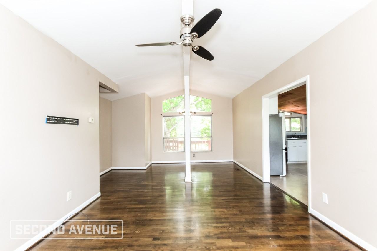 140 Curren St Se - Photo 3 of 23