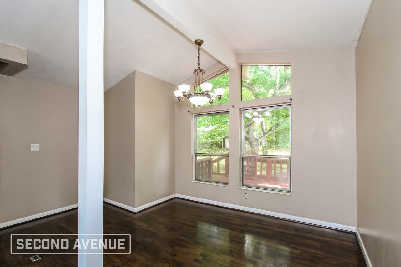 140 Curren St Se - Photo 6 of 23