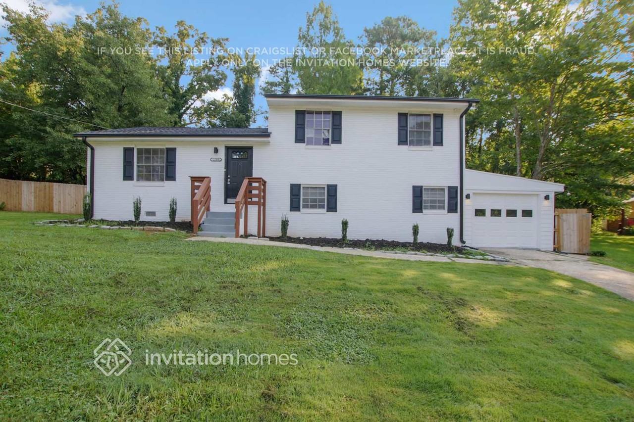 2765 Westfield Trl - Photo 2 of 26