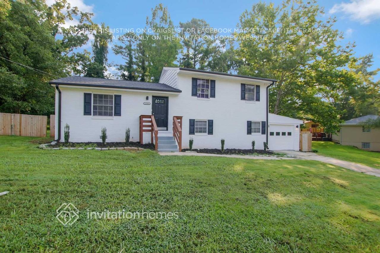 2765 Westfield Trl - Photo 3 of 26