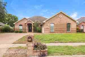 featured image of 6629 Cousteau Ln