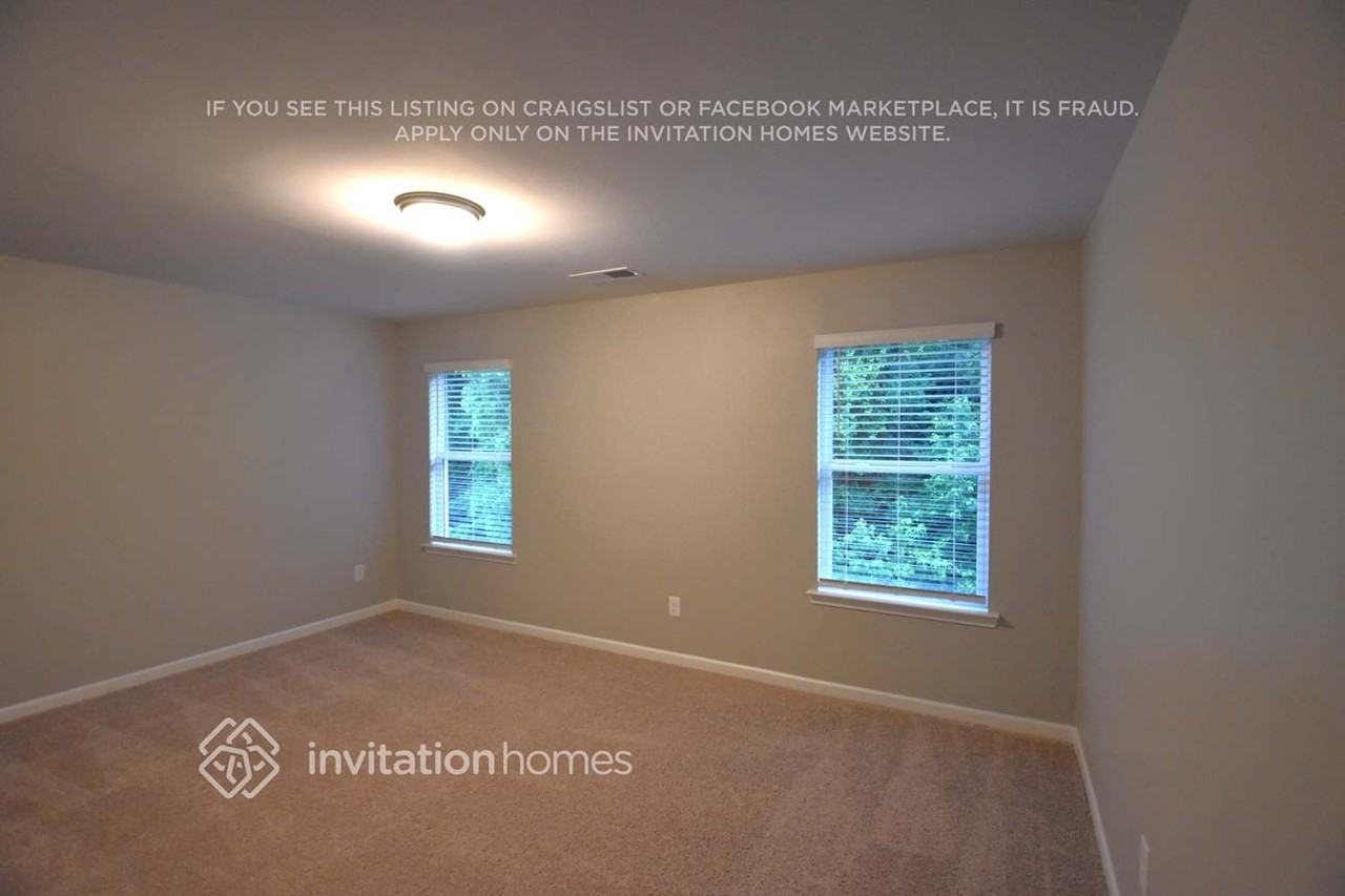 312 Stallings Dr - Photo 6 of 11