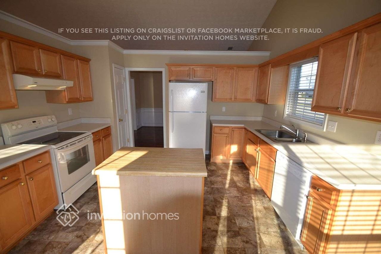 2121 Prospect Walk Way - Photo 6 of 12
