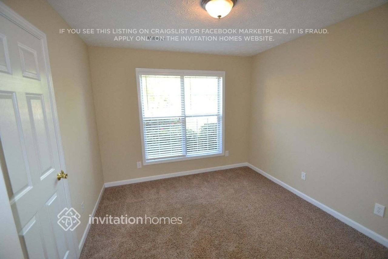 2121 Prospect Walk Way - Photo 7 of 12