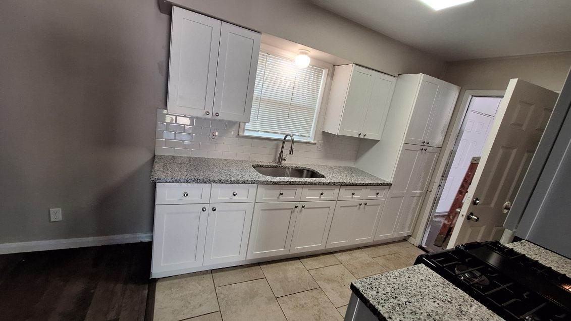 4646 Ridgepoint Dr #1 - Photo 4 of 14