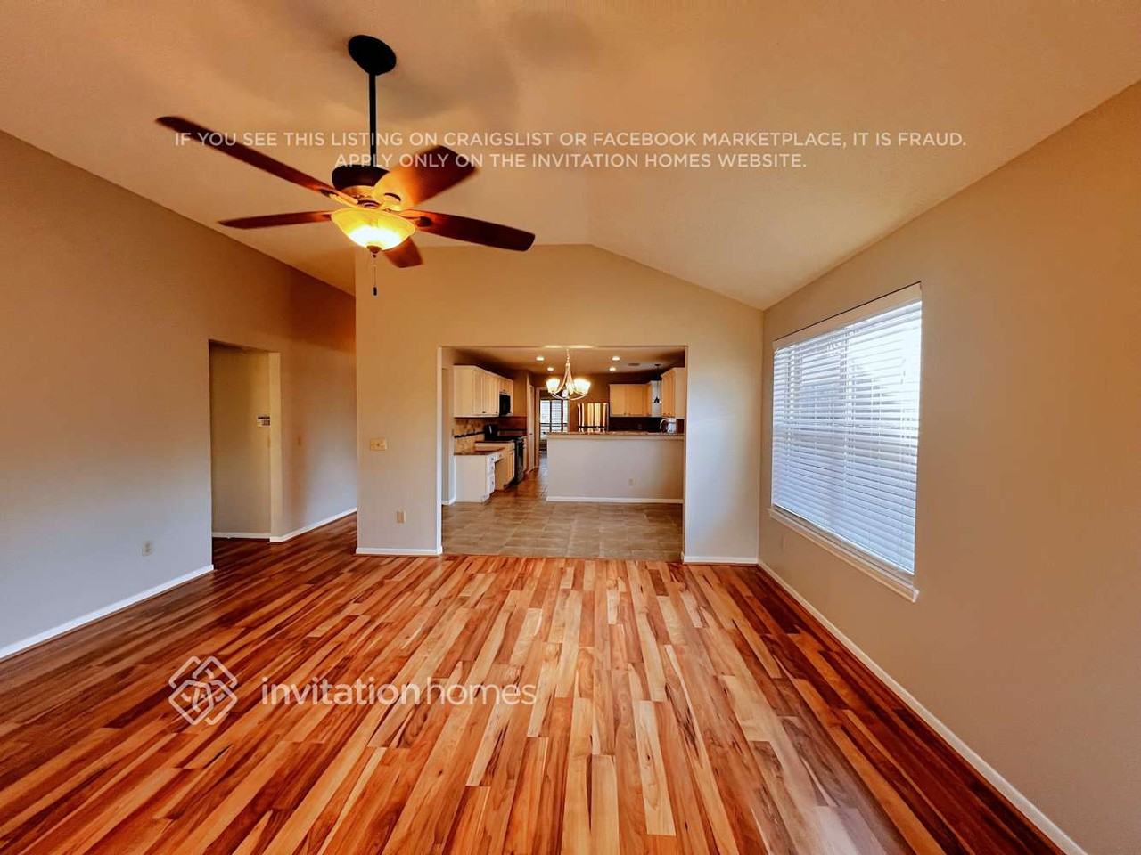 2110 Castle Dr - Photo 4 of 15