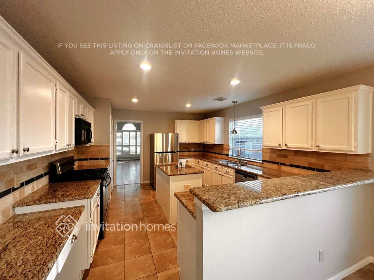 2110 Castle Dr - Photo 5 of 15