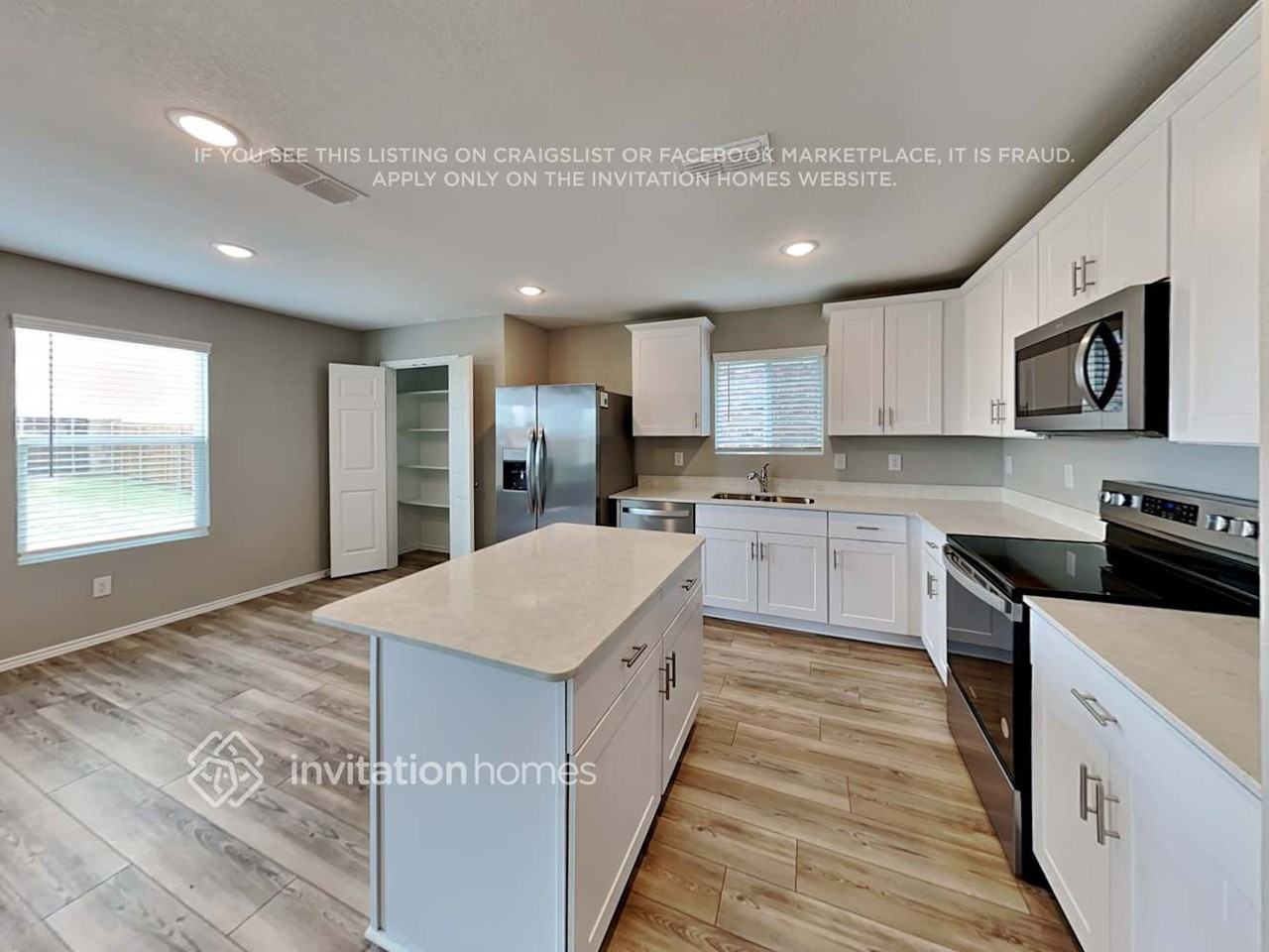 1511 Greyleaf Ln - Photo 6 of 22