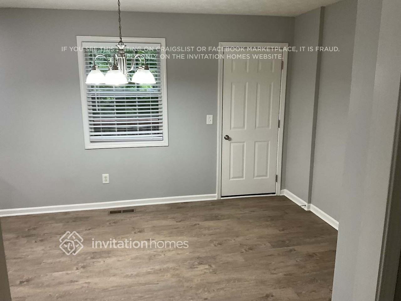 3795 Cherokee Overlook Dr - Photo 2 of 12