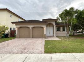 featured image of 17717 Sw 135th Ct