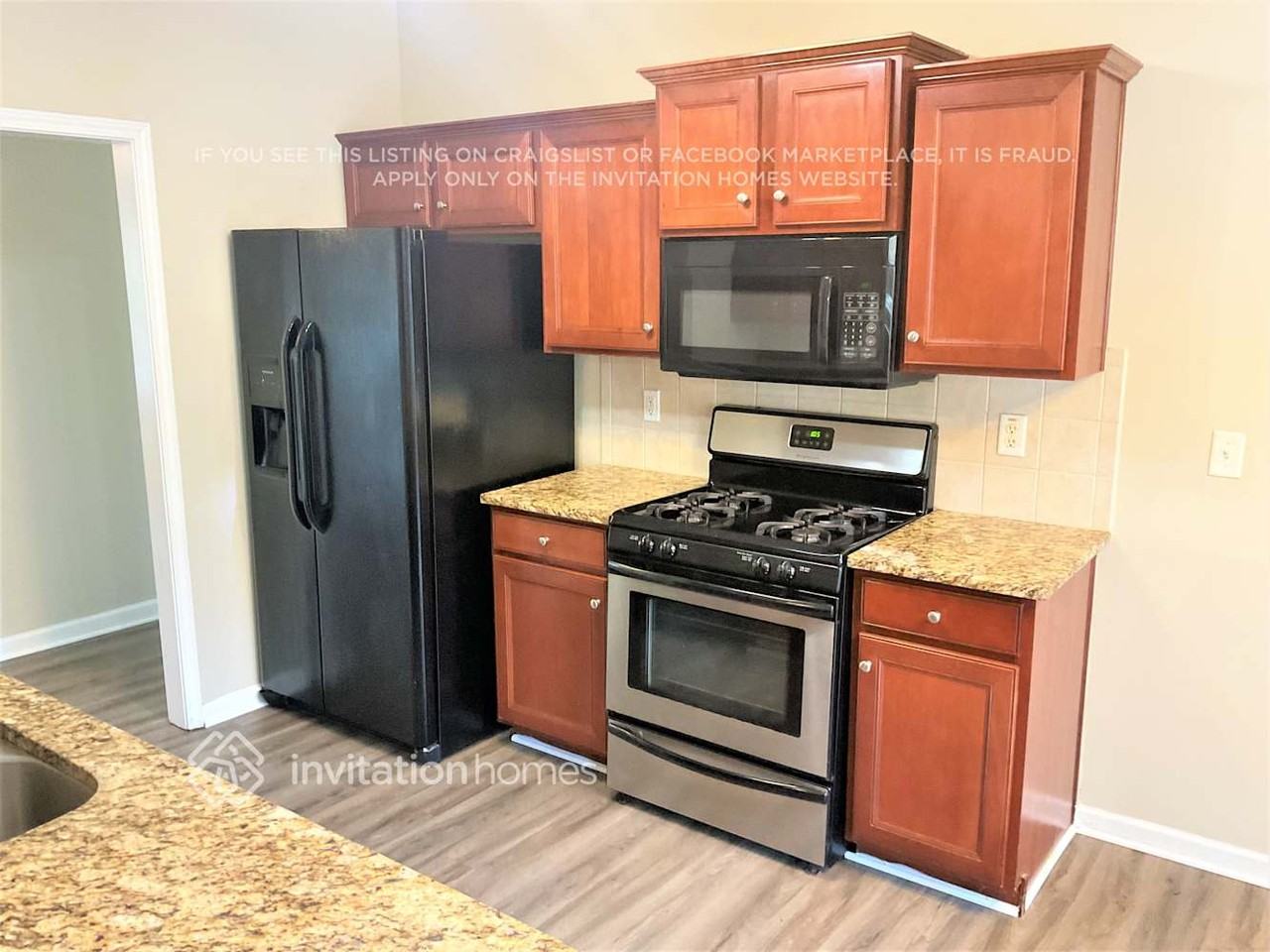 3654 Devon Park Ln Nw - Photo 5 of 19