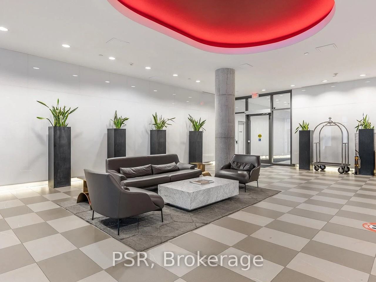 560 King Street West - Photo 2 of 32