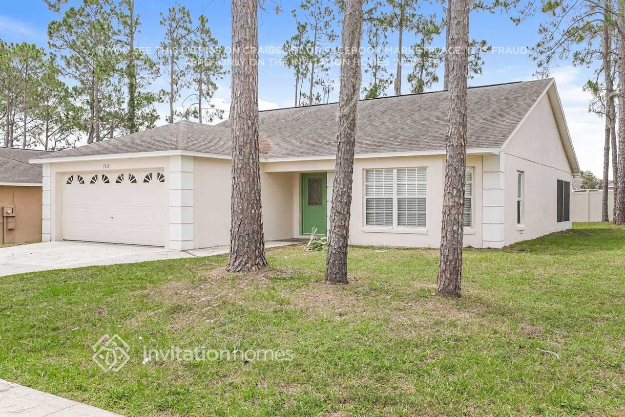 7915 Grand Pines Blvd - Photo 3 of 17