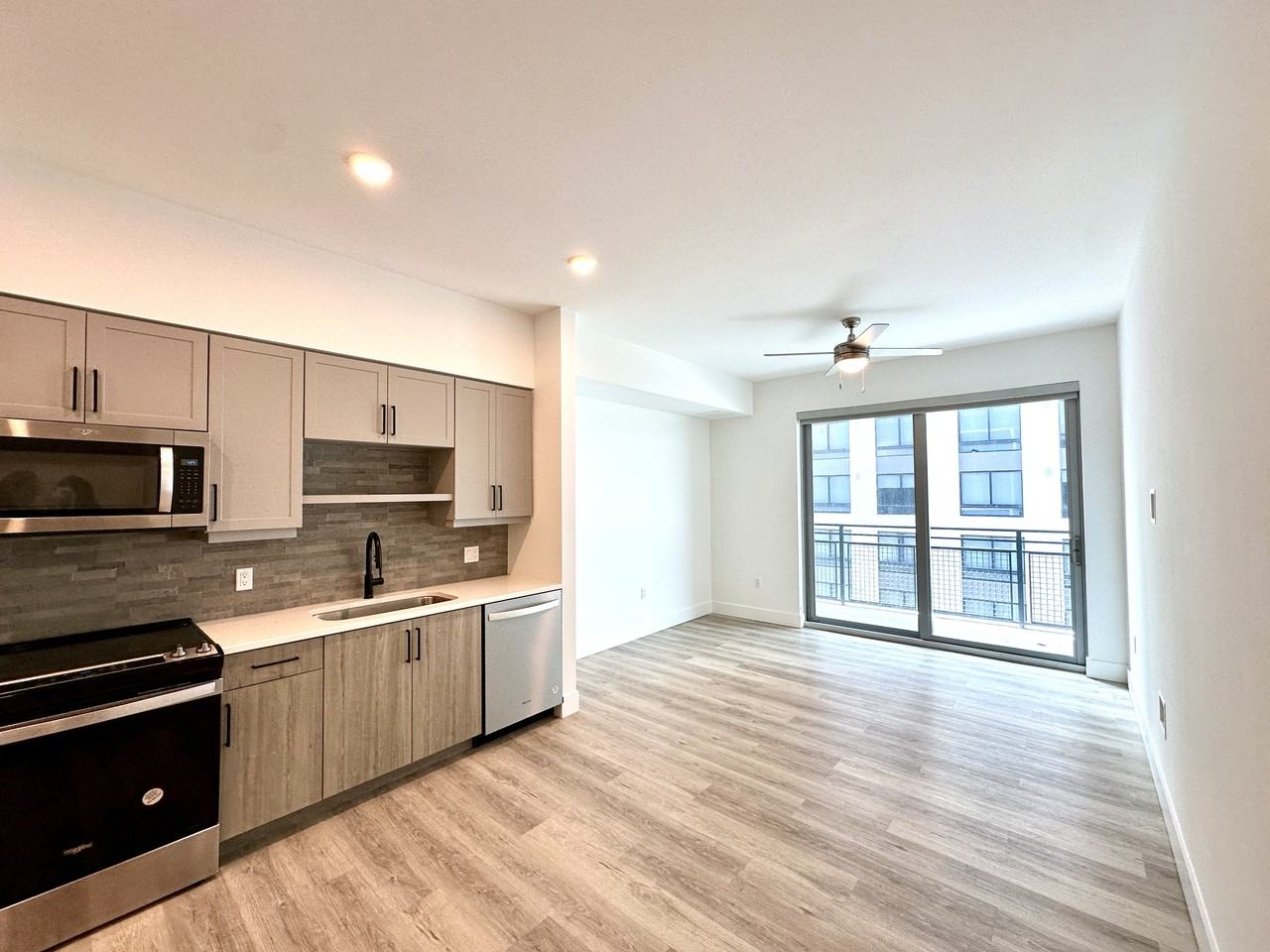 57 Northwest 31st Street #S - Photo 5 of 16