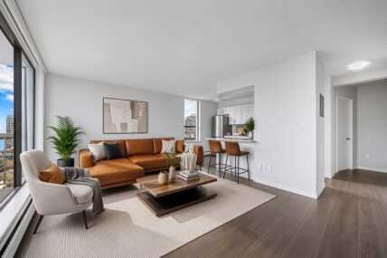 Crystal Court Apartments - Photo 3 of 23