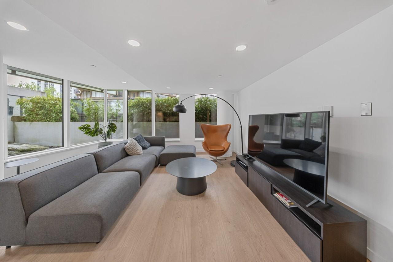 Zephyr Apartments - Photo 6 of 50
