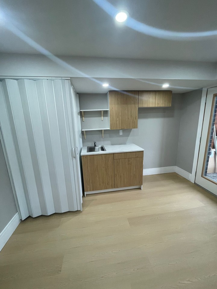 60 Arkell Rd - Photo 3 of 12