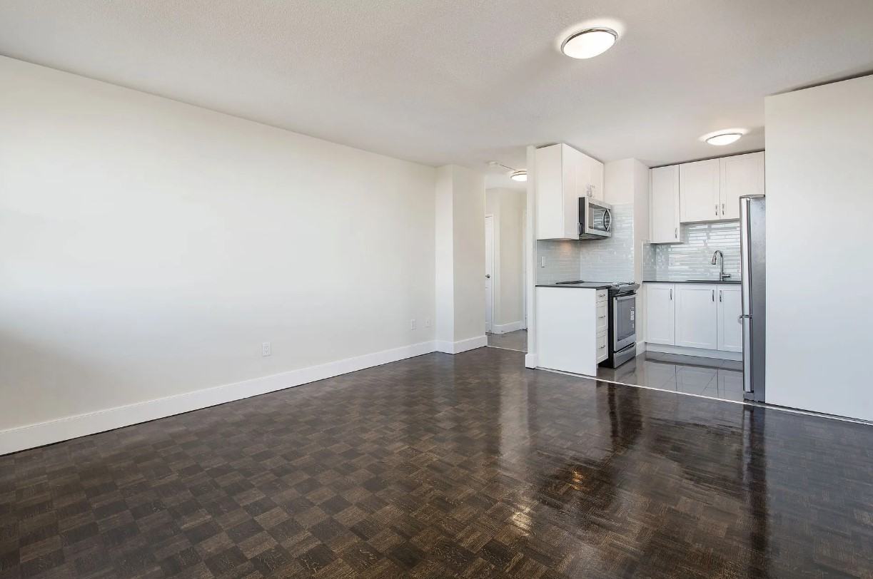 1080 Kingston Road - Photo 5 of 14