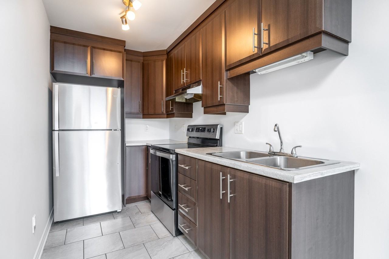 Gatineau-Plateau portfolio - Photo 2 of 50