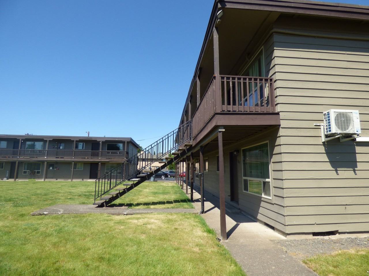 Waular04-Park Place Apartments - Photo 3 of 4