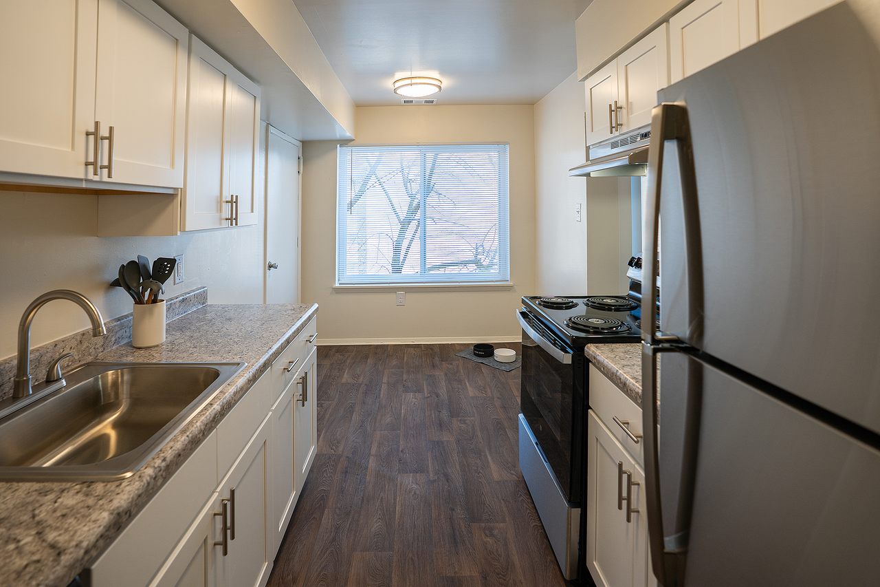 Willowdale Crossing - Photo 5 of 50