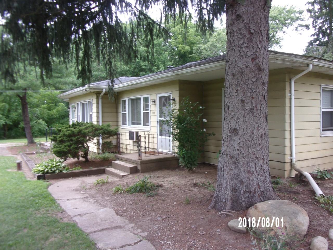 799 Mccauley Rd - Photo 2 of 7