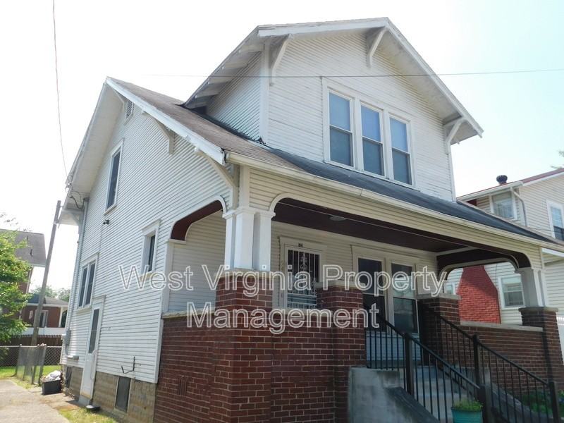54 Hunt Ave - Photo 3 of 10