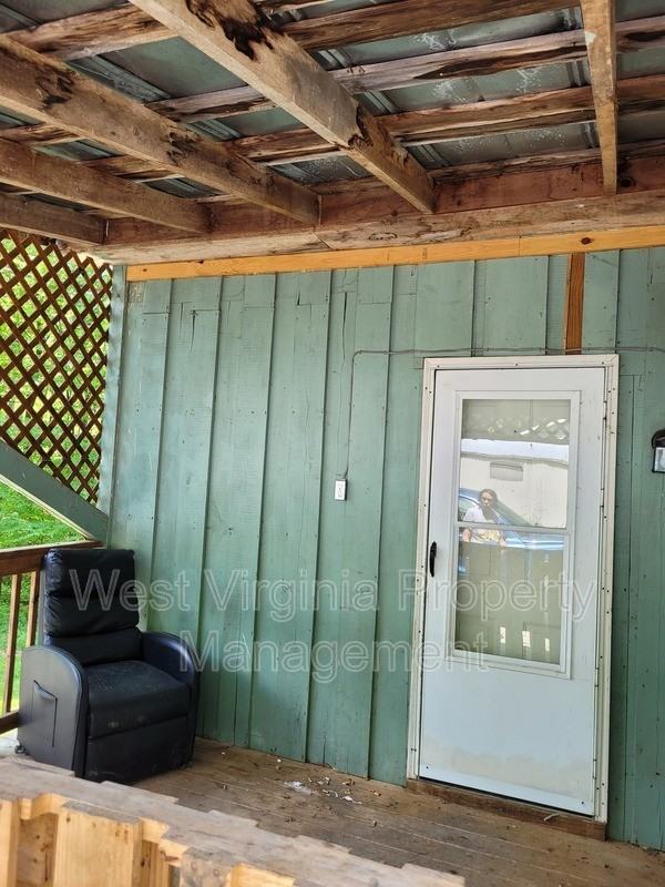 157 Mountain Trl - Photo 2 of 9