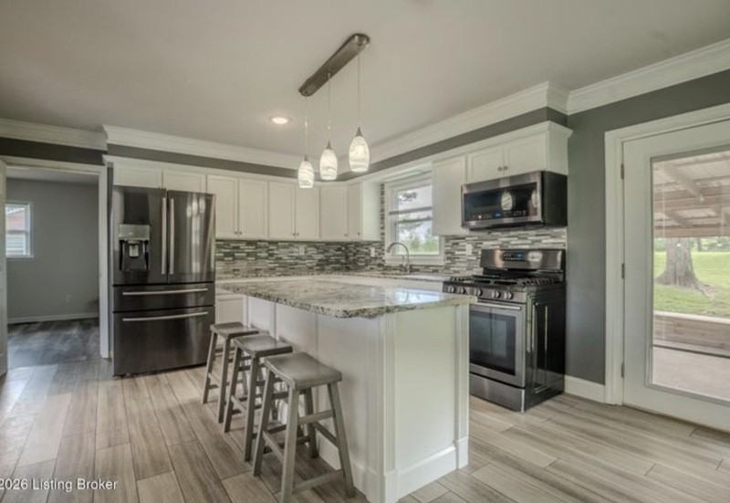5106 Bardstown Rd - Photo 4 of 16
