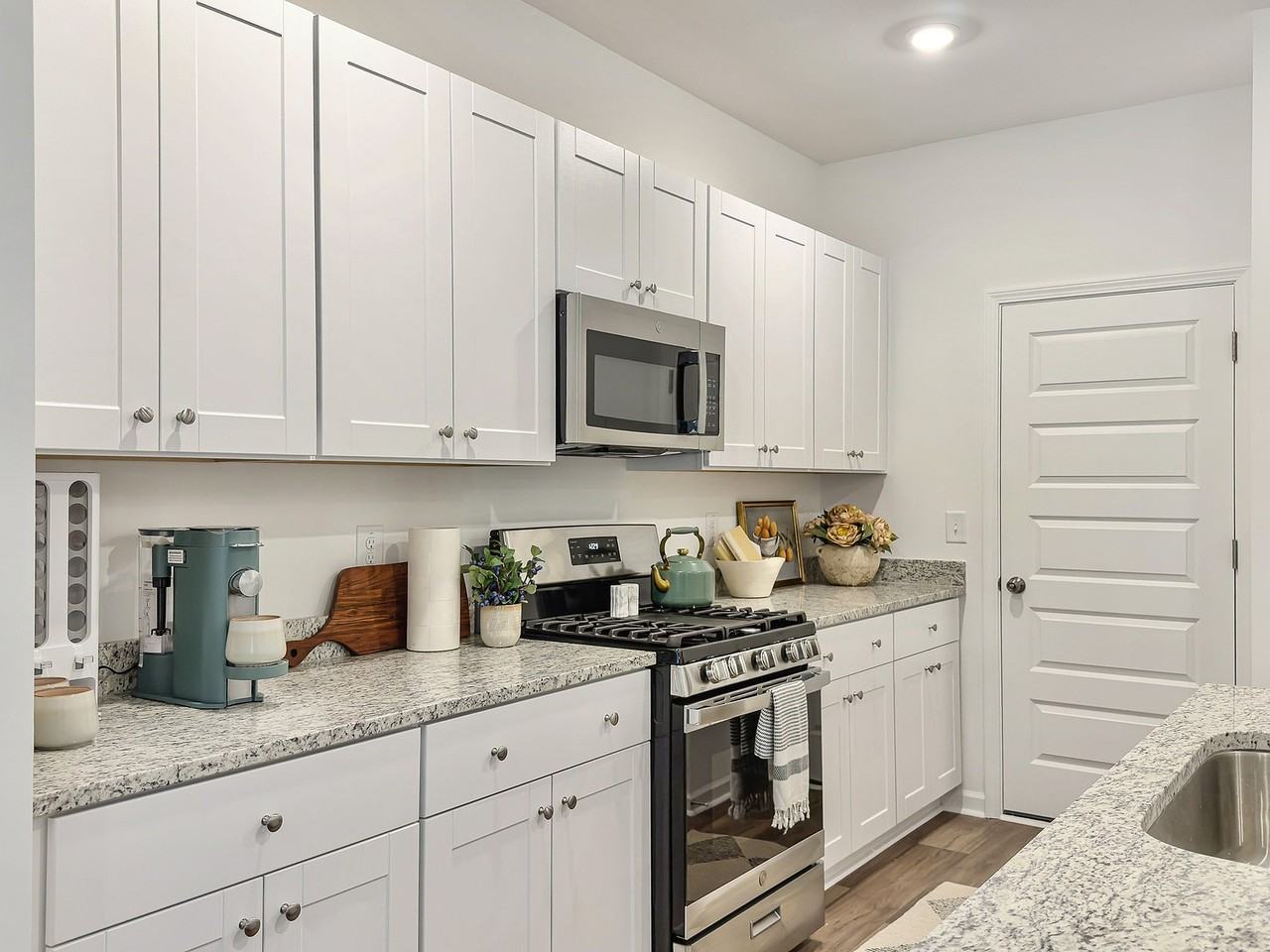 ABODE at Summers Corner - Photo 7 of 20