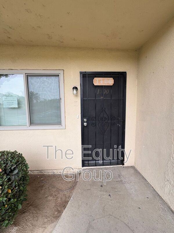 1400 W Elowin Ave - Photo 2 of 19