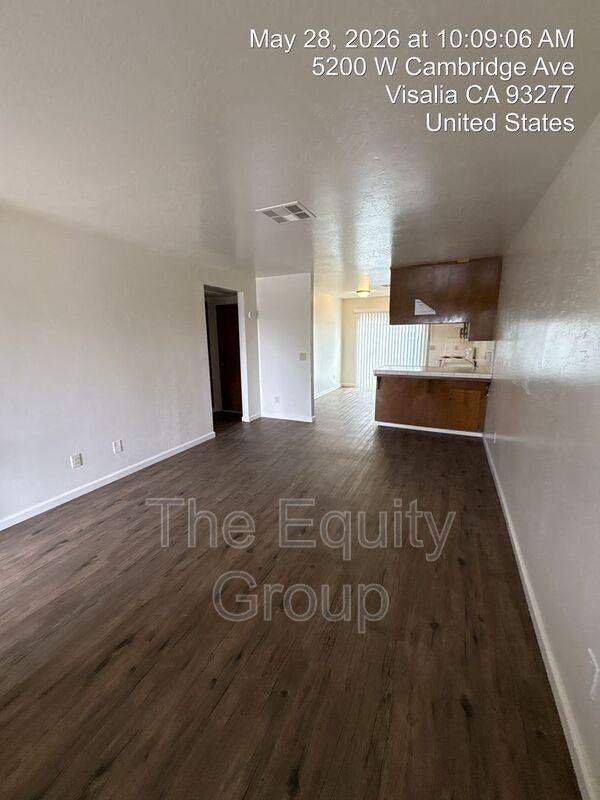 5136 W Cambridge Ave - Photo 2 of 16