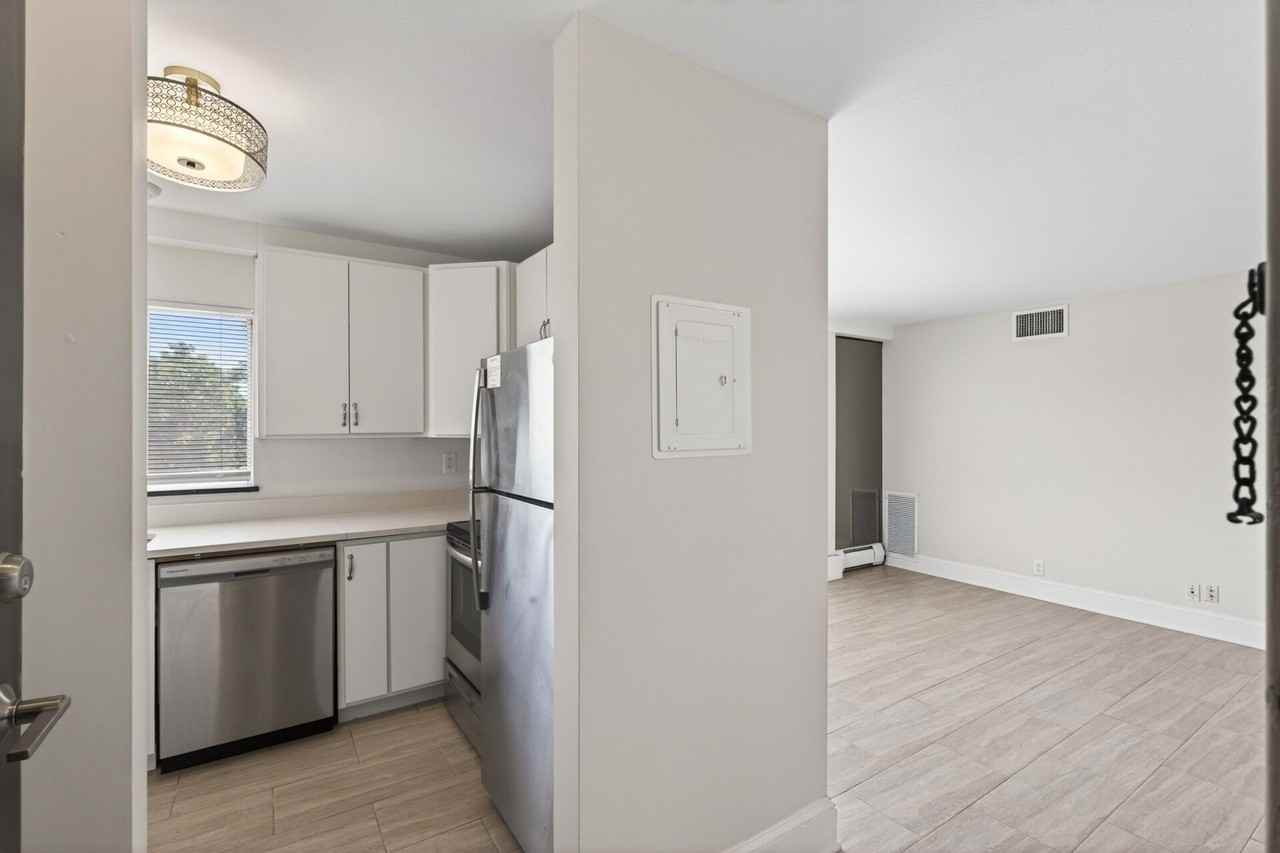 Fulton Terrace - Photo 7 of 50