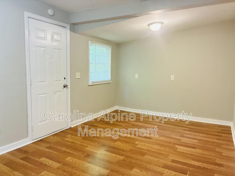 407 Digh St - Photo 7 of 28