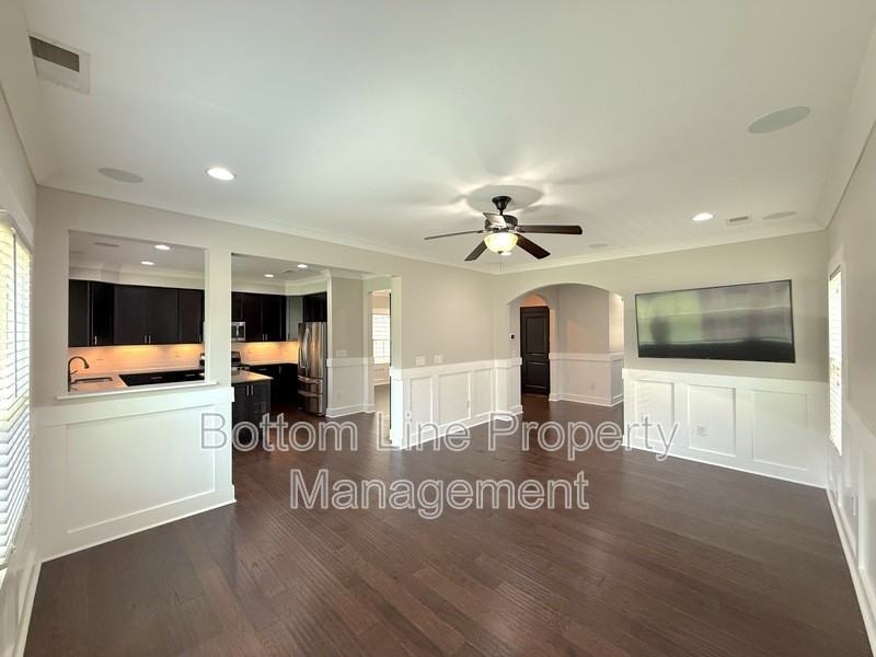 2507 Alyssa Ln - Photo 6 of 24