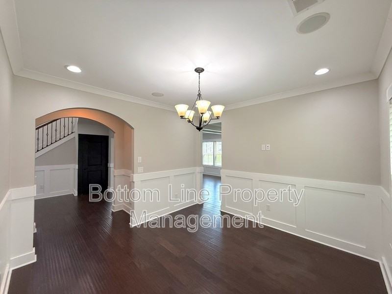 2507 Alyssa Ln - Photo 7 of 24