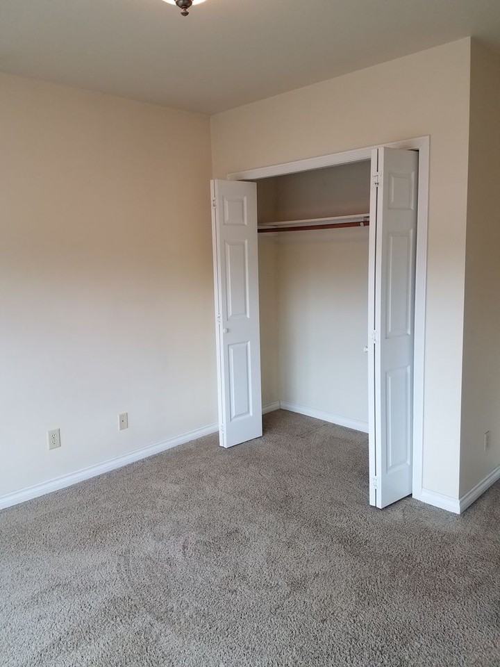 5711 Vista Drive - Photo 6 of 21