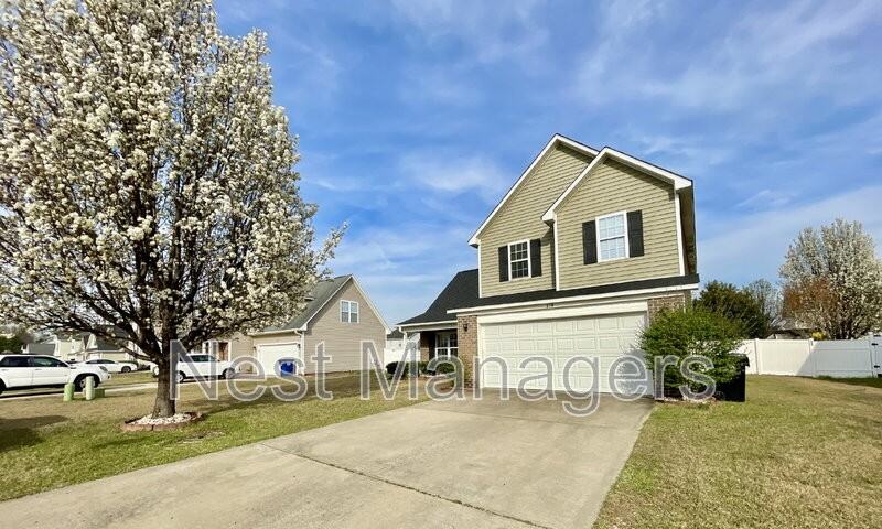 219 Bennington Dr - Photo 3 of 26