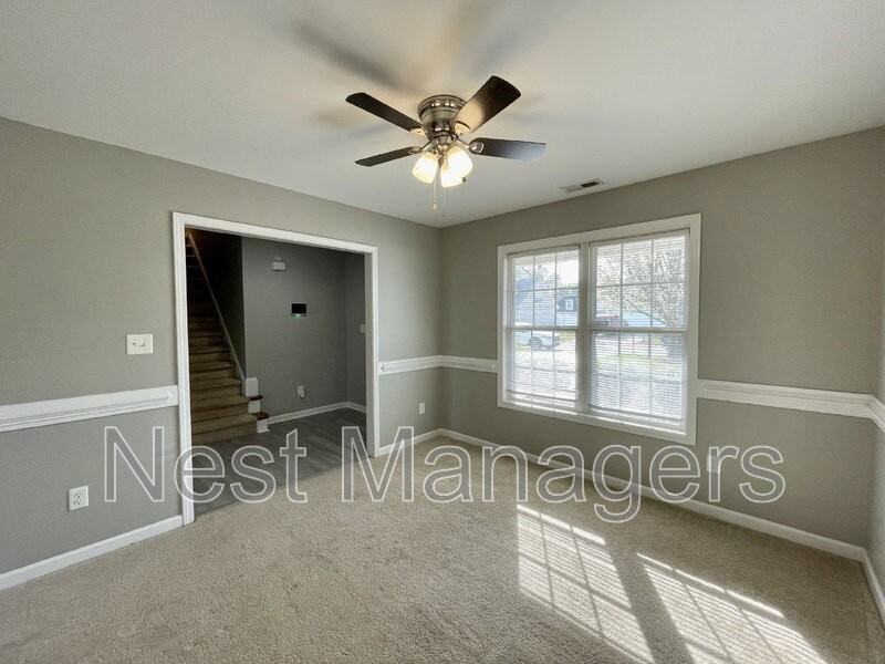 219 Bennington Dr - Photo 6 of 26