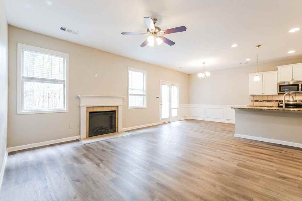 538 Jadetree Ln - Photo 5 of 17