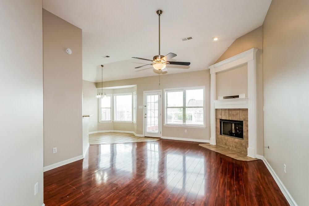 60 Penny Ln - Photo 4 of 16