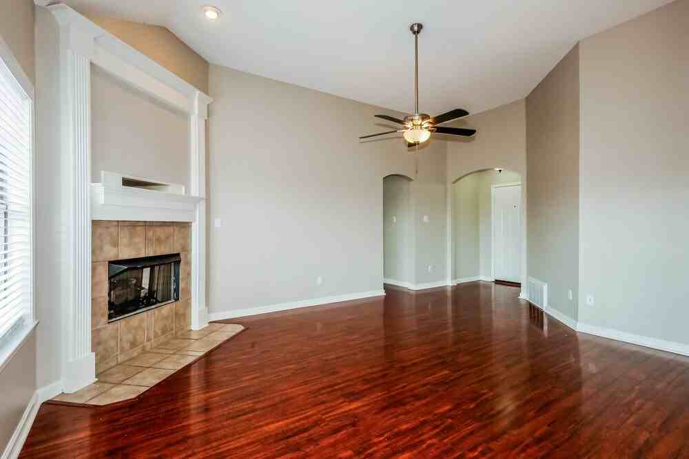 60 Penny Ln - Photo 5 of 16